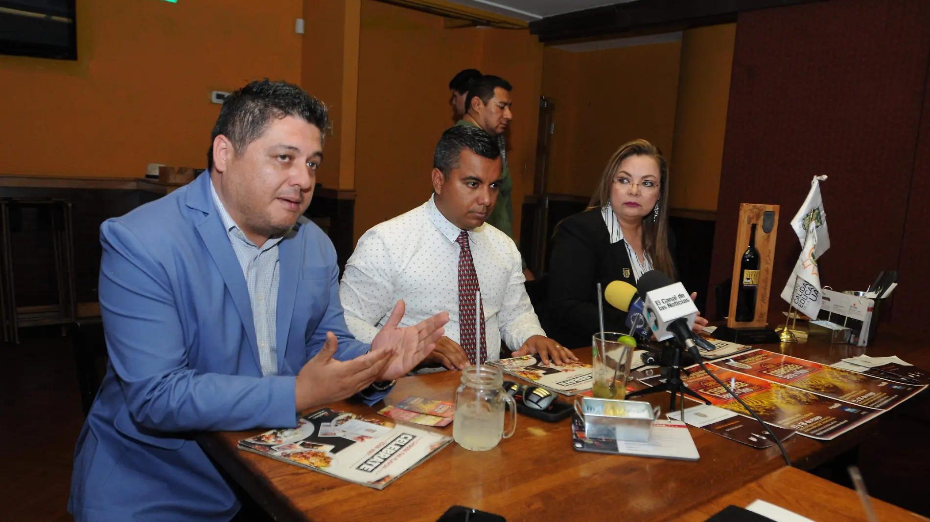 rueda de prensa ensenada tierra del vino (2)